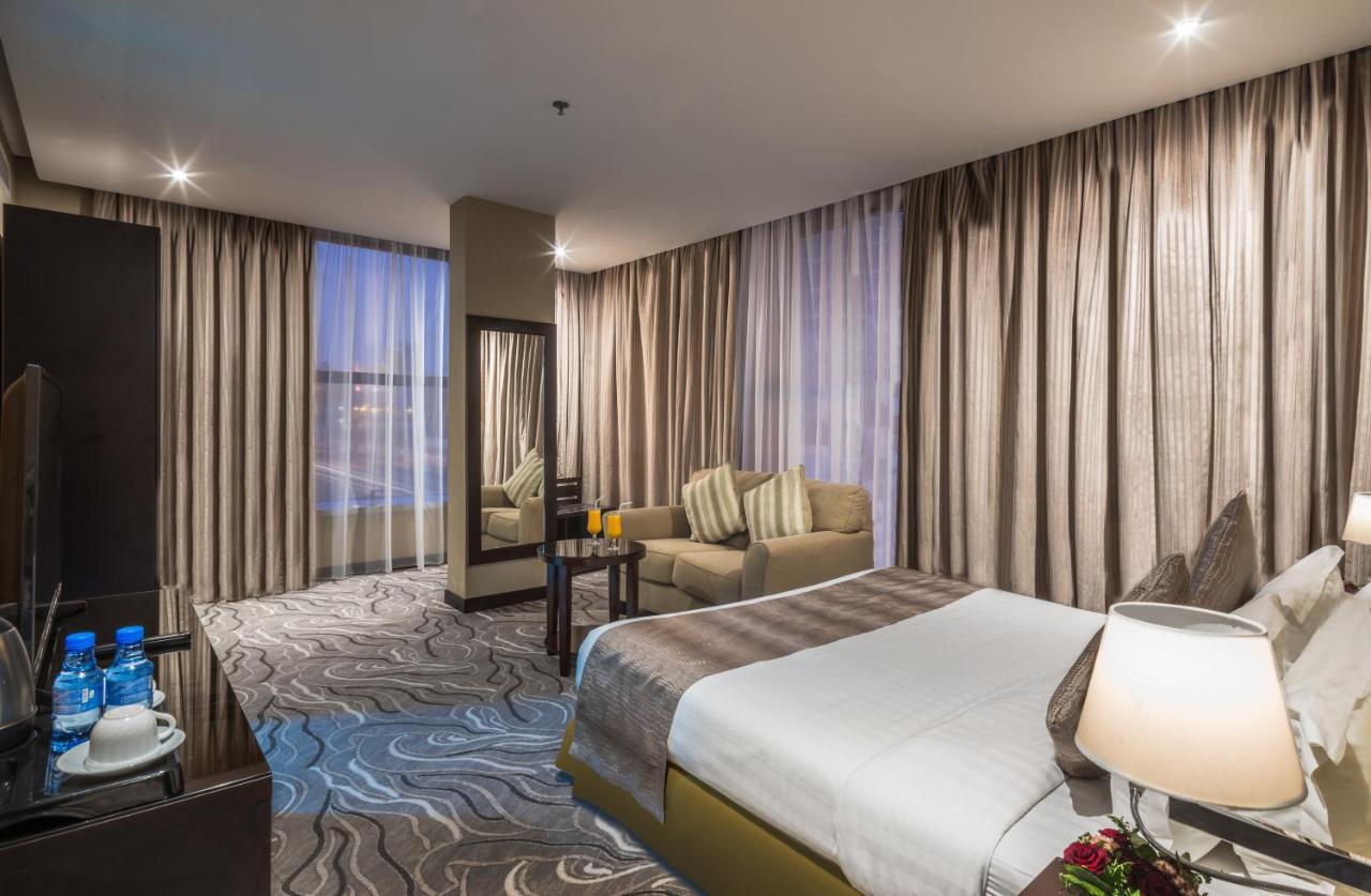 Naviti Warwick Al Khobar Hotel Exterior foto
