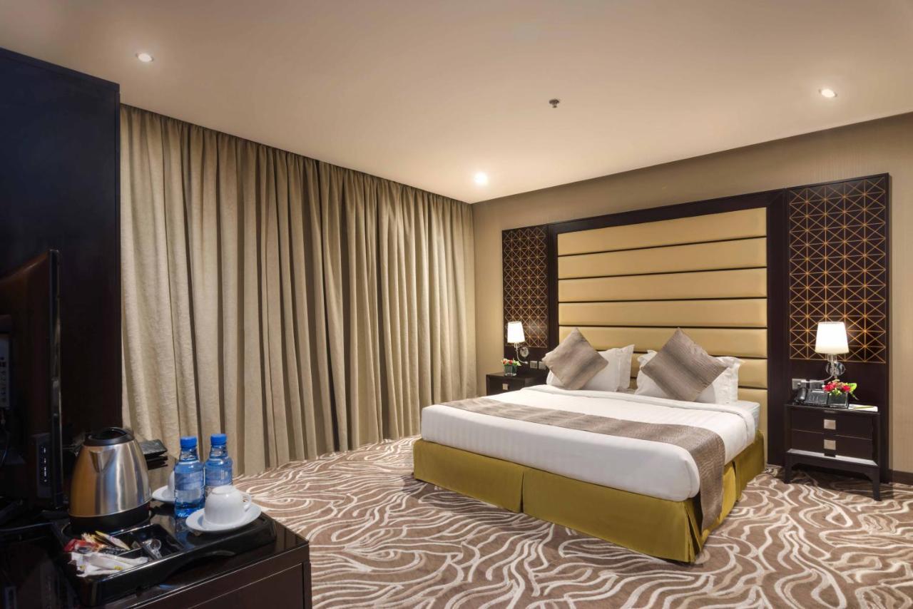 Naviti Warwick Al Khobar Hotel Exterior foto