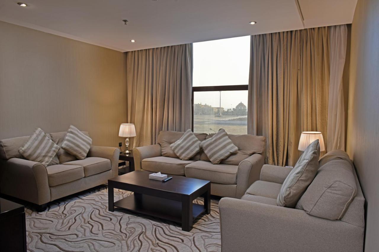 Naviti Warwick Al Khobar Hotel Exterior foto