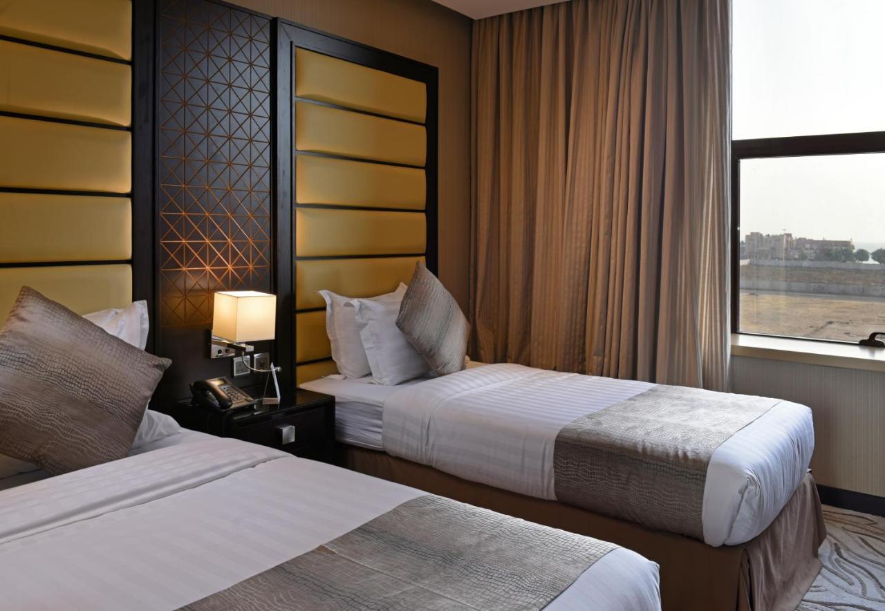 Naviti Warwick Al Khobar Hotel Exterior foto